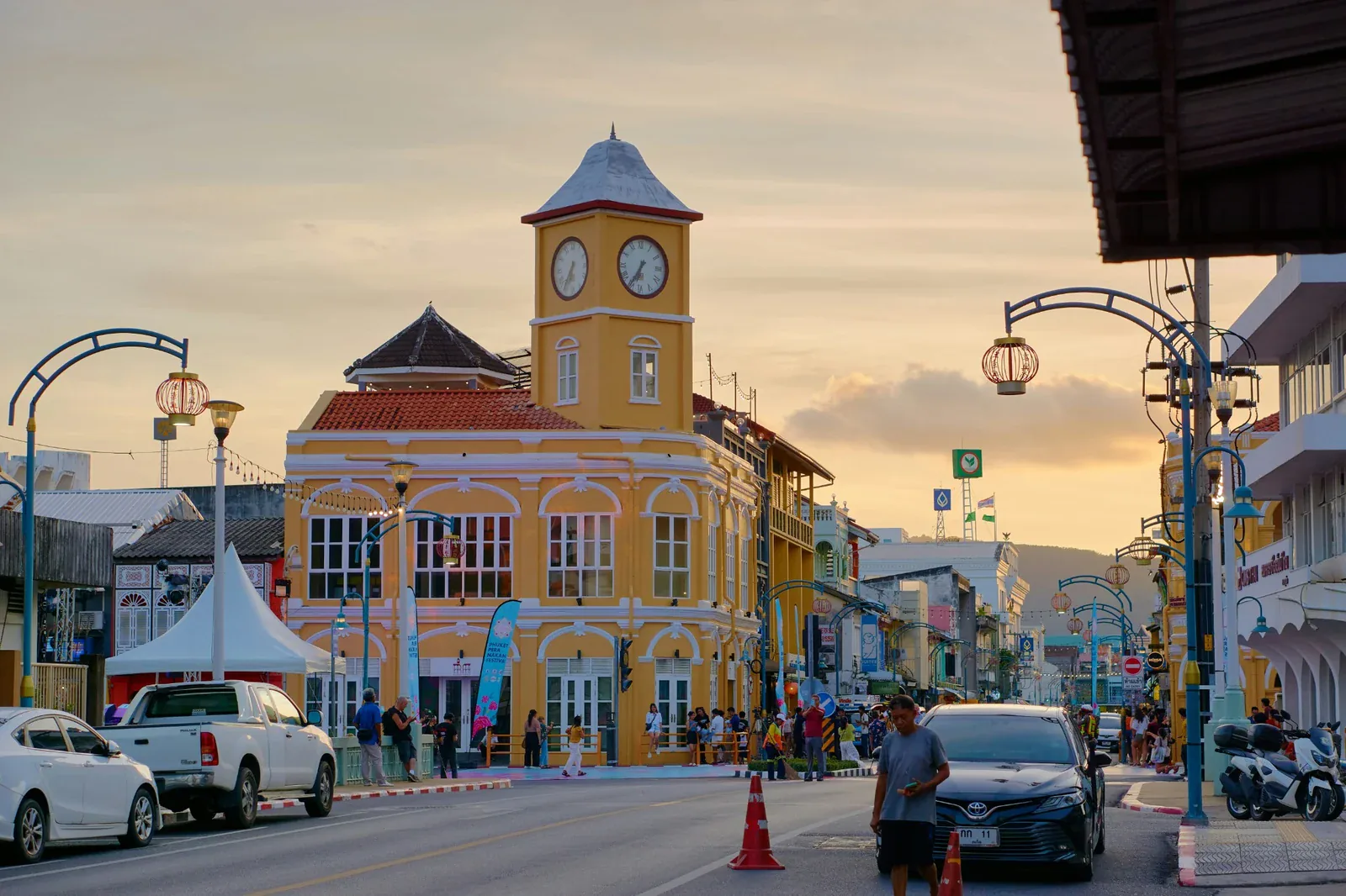 Rua de Phuket Old Town, na Tailândia
